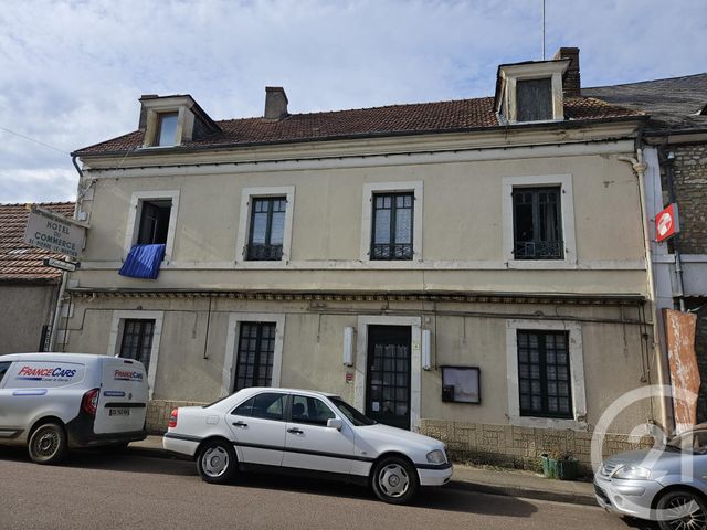 Maison à vendre - 10 pièces - 245 m2 - St Pierre Le Moutier - 58 - BOURGOGNE