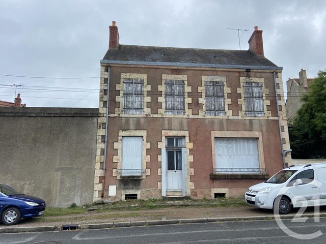 Maison à vendre - 5 pièces - 130 m2 - St Pierre Le Moutier - 58 - BOURGOGNE