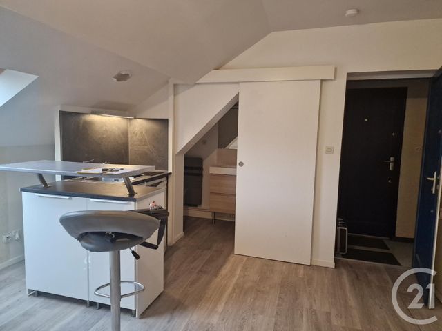 Appartement F1 à louer - 1 pièce - 14,75 m2 - Nevers - 58 - BOURGOGNE